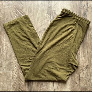 Wearever Ankle Pants NWOT